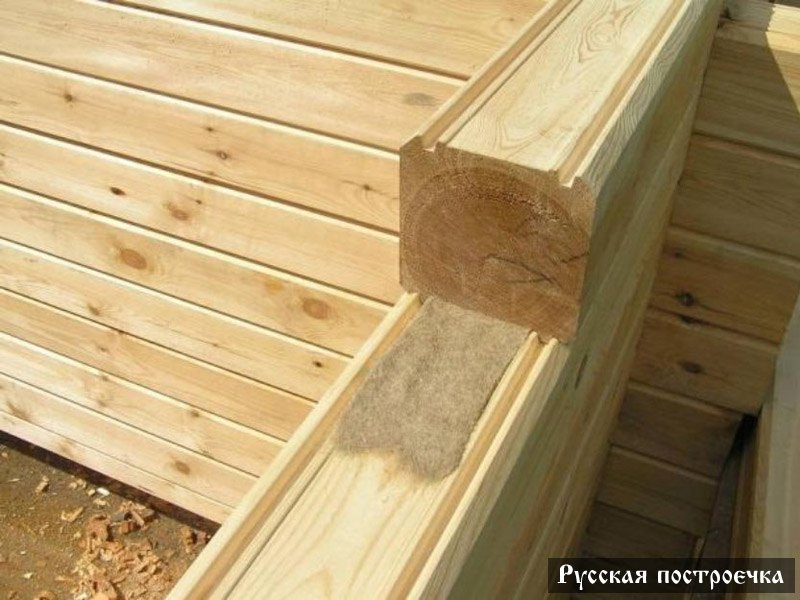 Обязательно ли конопатить деревянный дом?